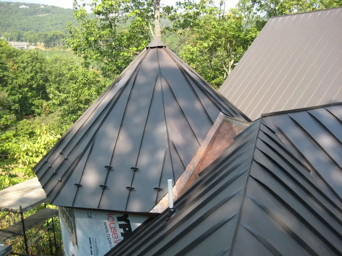 Professional Gutter Cleaning by Craftsman Roofing in Reedley
